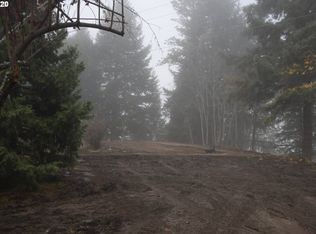 1038 Pine Ridge Dr, Glide, OR 97443