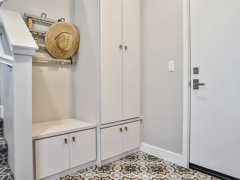 876 Doheny Way — Photo 4