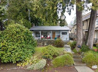 322 E 25th St, North Vancouver, BC