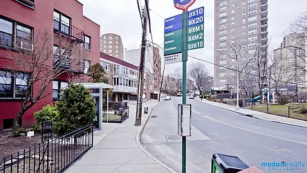 Rented by Moda Realty