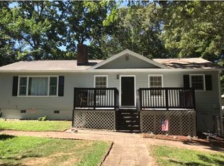 4692 Lake Cir, Forest Park, GA