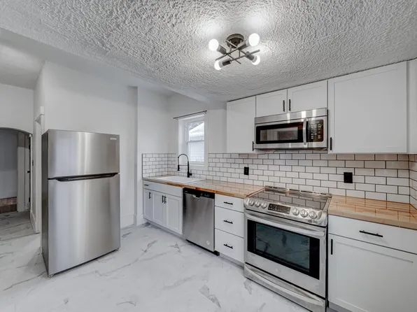 818 S 31st St #1, Lincoln, NE 68510