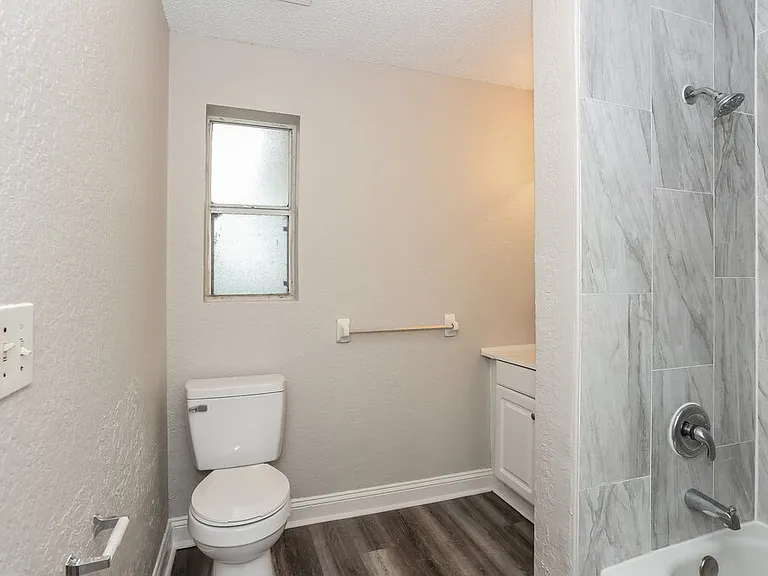 5528 Vernon Rd — Photo 18