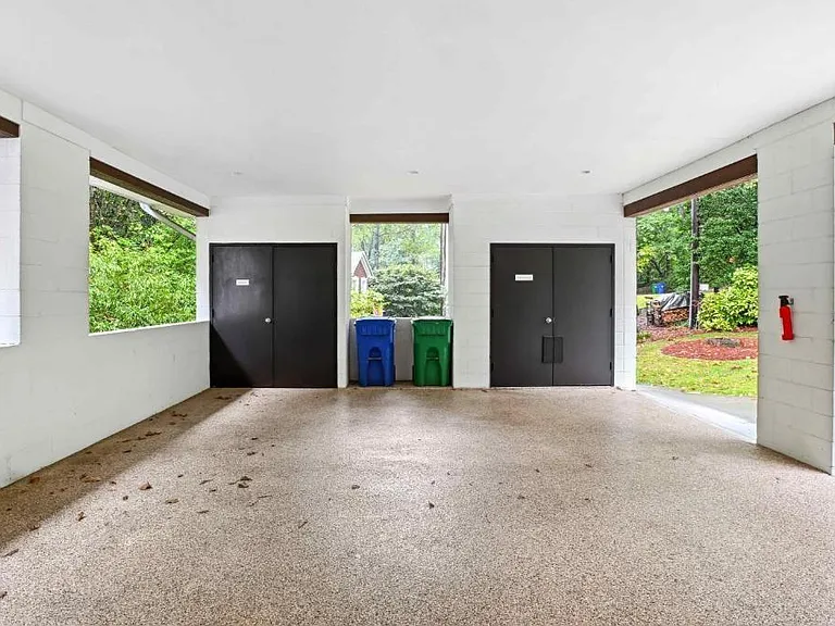 1960 Tall Tree Dr NE — Photo 18
