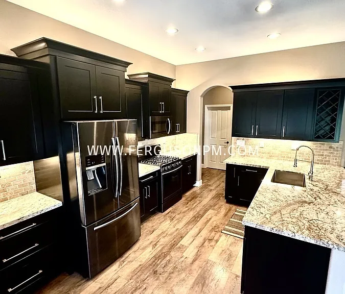 6636 Escallonia Way — Photo 5