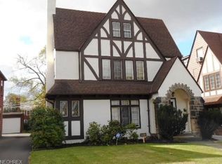 18000 Winslow Rd, Shaker Heights, OH 44122