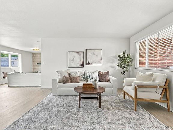3rd image of 3109 Douglas Avenue