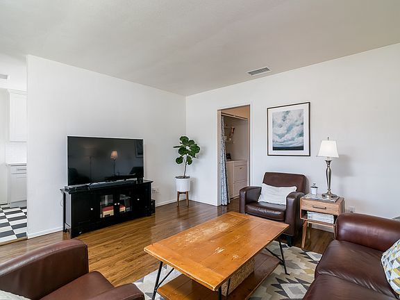 5th image of 8706 Pampa St