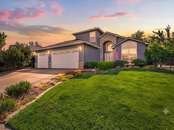 997 N Mountain Ave, Central Point, OR 97502