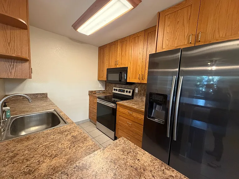 480 Kenolio Rd #12-102 — Photo 6