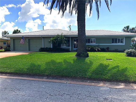 3rd image of 102 20th St