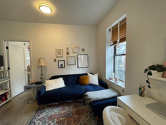 1st image of 601 E 11th St APT 3C