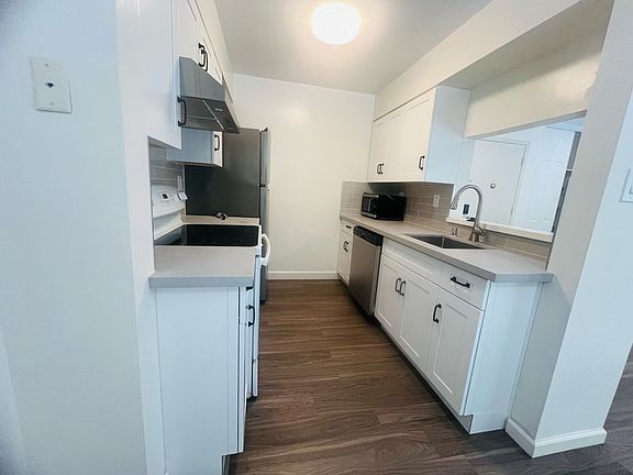 5th image of 1436 El Camino Real APT 3