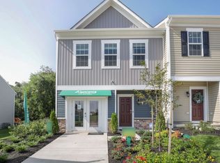 490 Locust Run Dr, York, PA 17404