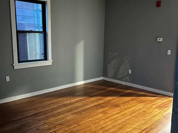 33 Willis St #1, Pittsfield, MA 01201