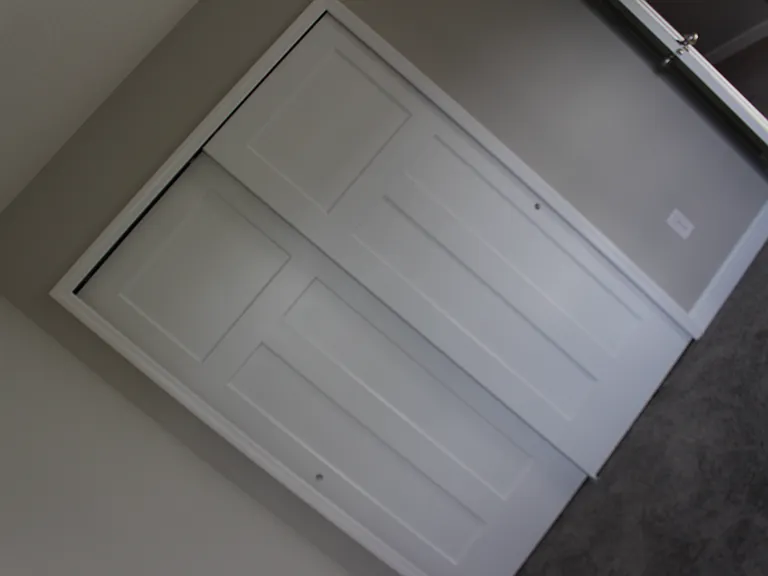 Bedroom3 Closet