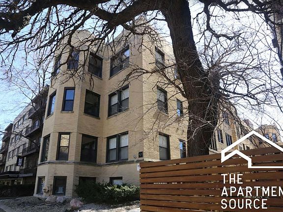 3rd image of 527 W Barry Ave #7yxcyfzpj