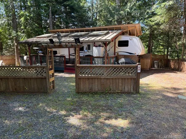 2650 Turnbull Rd #C8, Nanaimo, BC V9K 2R2