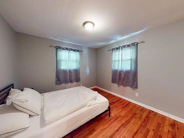 32 Marion St — Photo 16