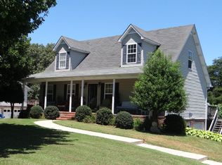 4156 Woodview Dr, Cookeville, TN 38501