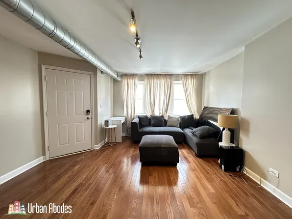 674 N Orleans St Unit 1, Chicago, IL 60654