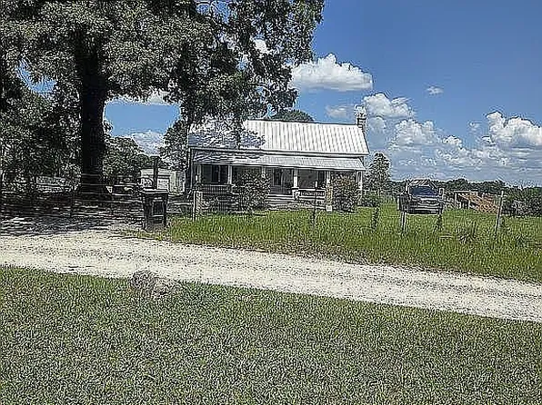 40 Allgood Rd, Carlton, GA 30627