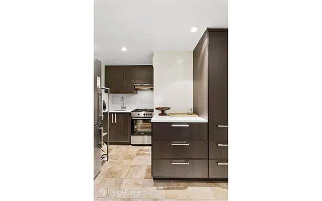 Rented by Douglas Elliman | media 12