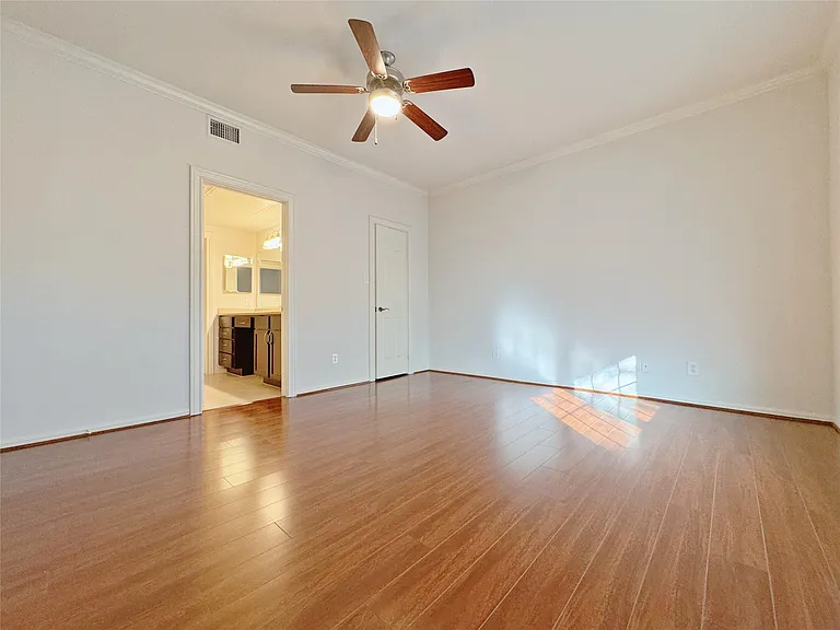 2700 Revere St #140 — Photo 5