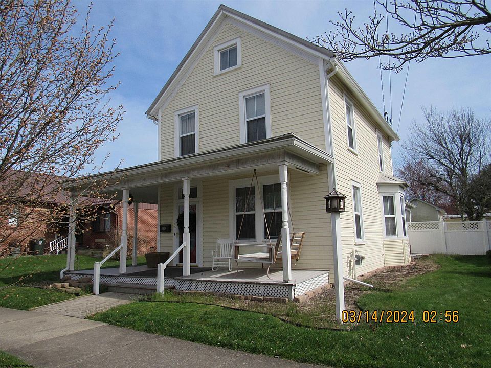 2nd image of 31 College Ave