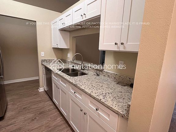 5th image of 4622 Bridgeton Ln