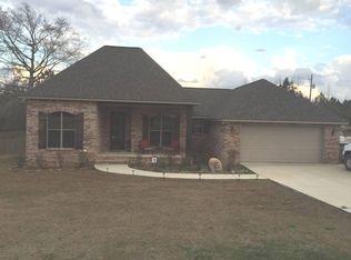 42 Latigo Loop, Sumrall, MS 39482