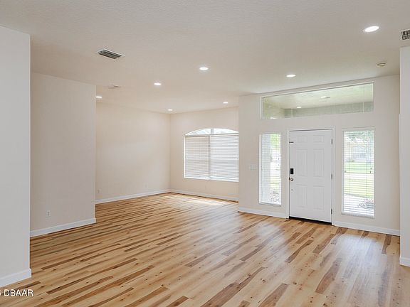 5th image of 6716 Duckhorn Ct