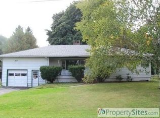 21 Mountain View Ave, Bangor, ME 04401