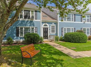 2 Englewood Dr APT D7, Harwich, MA 02645