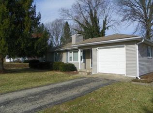 1320 Westwood Blvd, Connersville, IN 47331