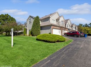 3418 Blue Ridge Dr, Carpentersville, IL 60110