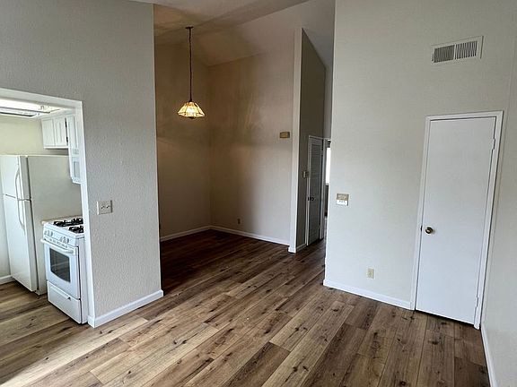 5th image of 4086 Florida St APT 8