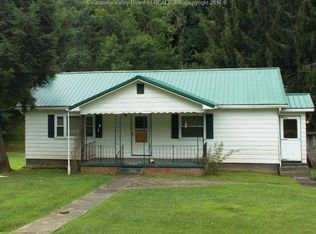 4612 Turkey Fork Rd, Sandyville, WV 25275