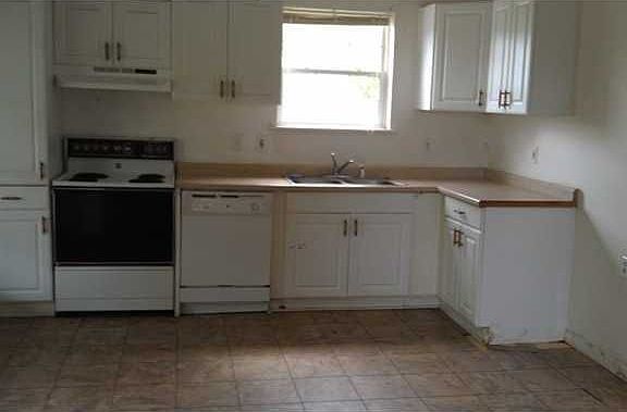 2nd image of 121 Signal Hills Dr