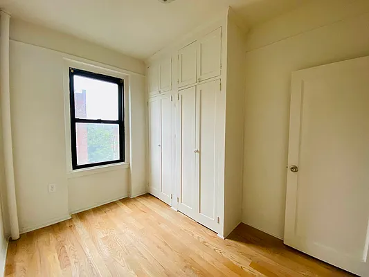 Rented by MySpaceNYC | media 11