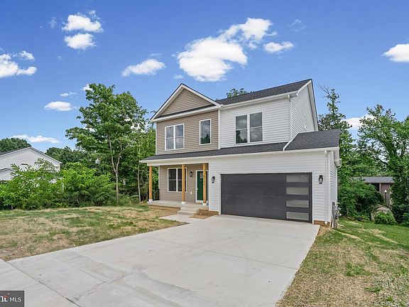 2nd image of 3111 Saint Lukes Ln