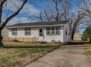 120 N Oak Ave, Joplin, MO 64801