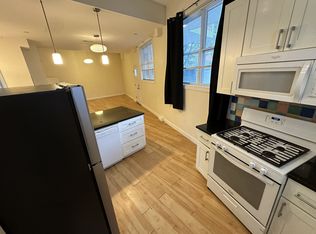 72 London St #1R, Boston, MA 02128