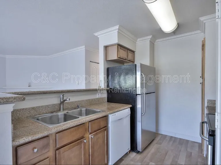 41 Grandview St #208 — Photo 7
