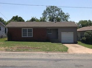 1406 E King St, Sherman, TX 75090