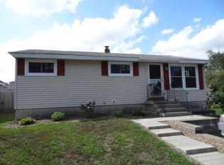 46 Plummer St, Goffstown, NH 03045