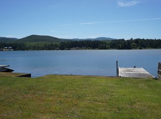 898 NE Lake Dr, Lincoln City, OR 97367