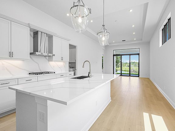 2nd image of 403 SE Via Sangro