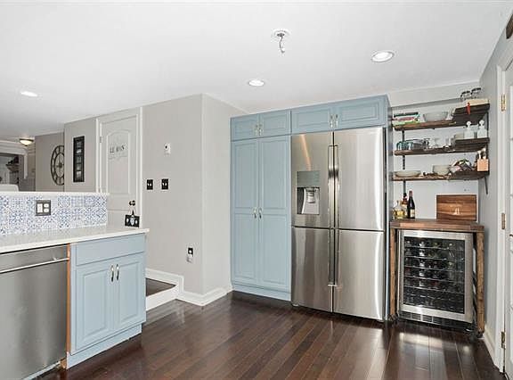 3rd image of 363 5th St #1