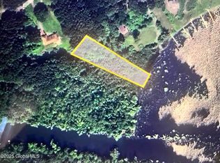 1 Tomahawk Ln, Saratoga Springs, NY 12866